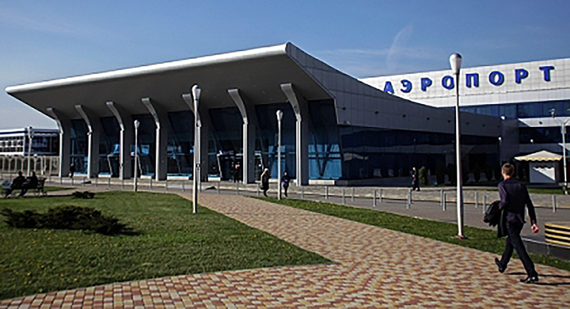 Мин воды аэропорт вылеты сегодня. Аэропорт Минеральные воды. Ставропольский край аэропорт Минеральные воды. Аэровокзал Минеральные воды. Новый аэропорт Минеральные воды.