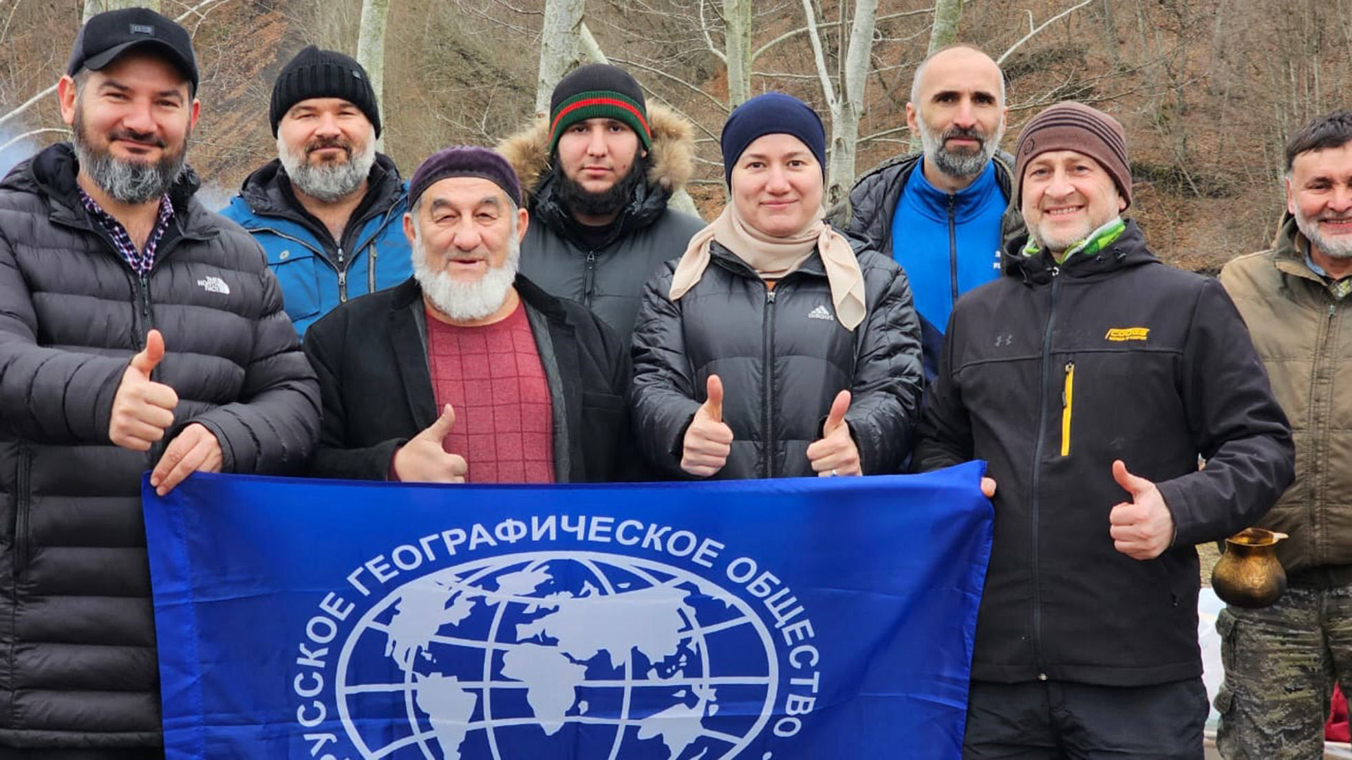 За рулём внедорожника, с любовью к Родине